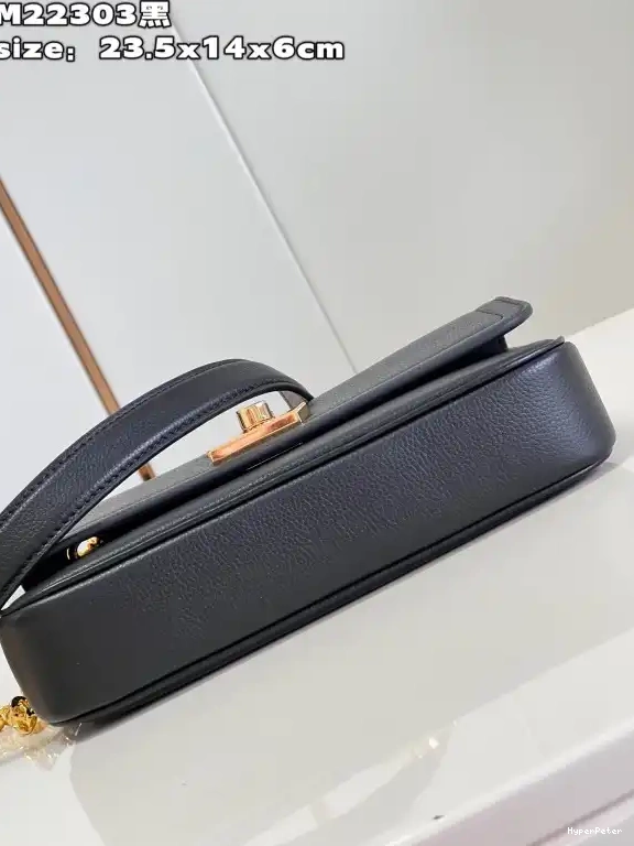 cm TWIST-23.5*14*6 VUITTON LOUIS 0516